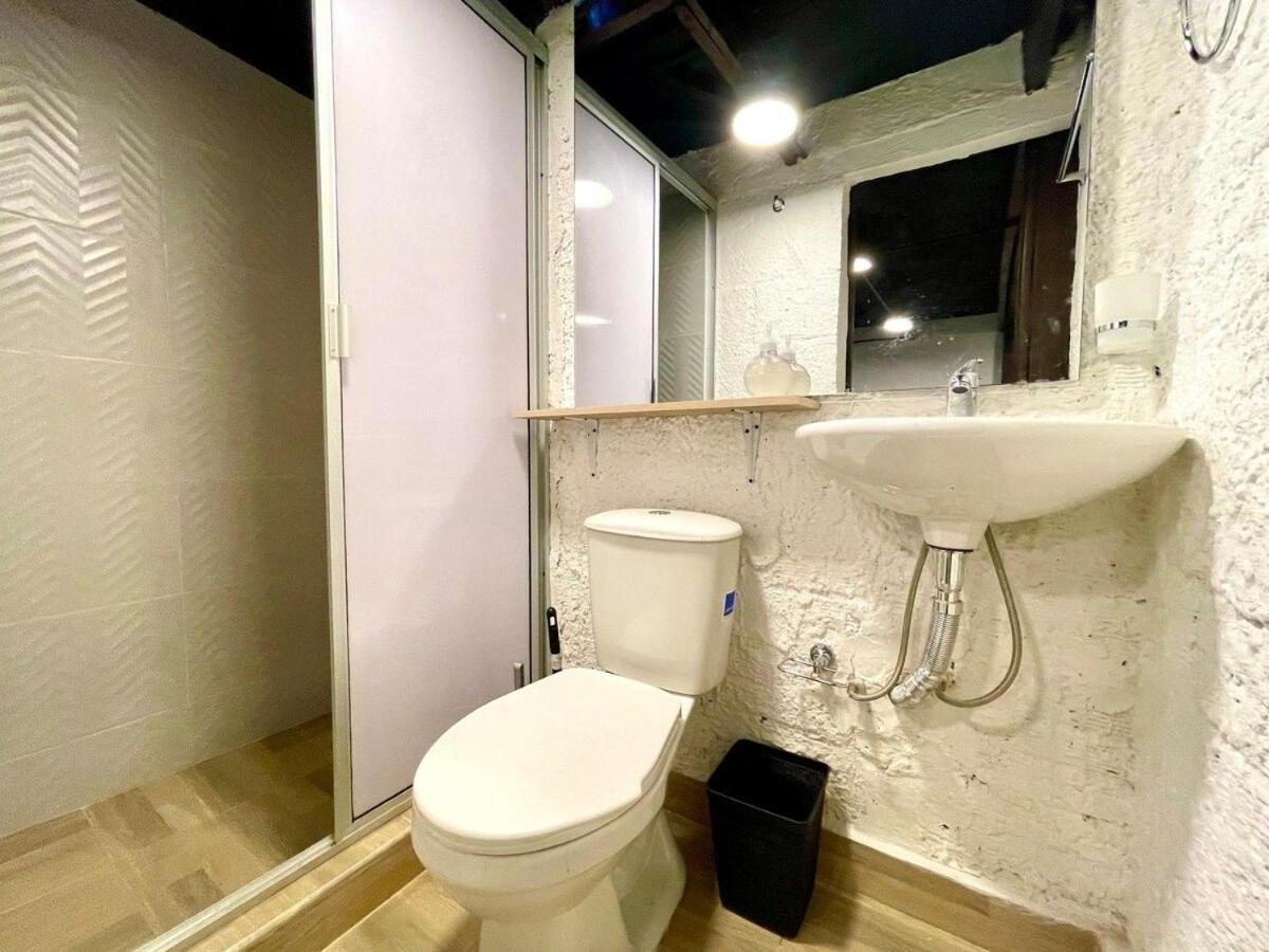 Super Apartamento Central En Casa Colonial Bogotá Exteriör bild