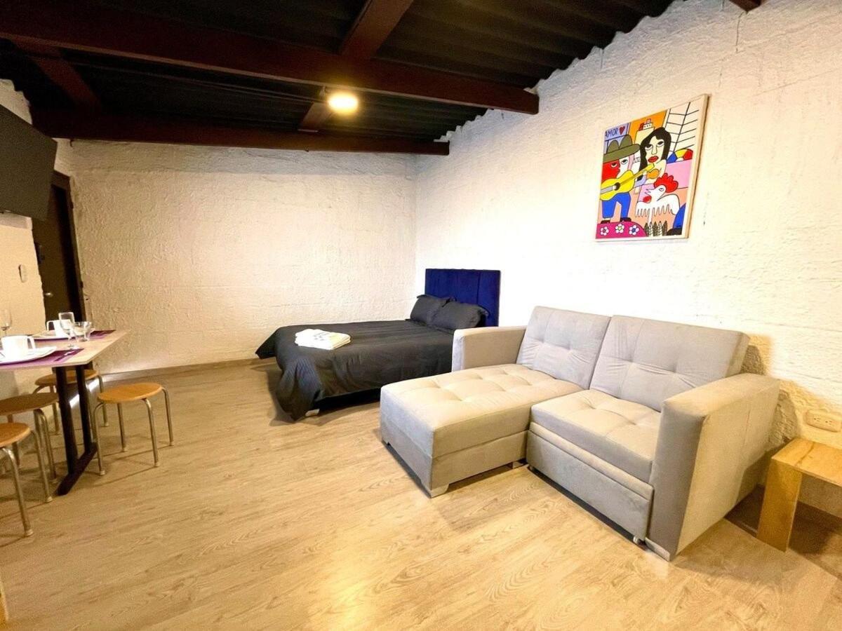 Super Apartamento Central En Casa Colonial Bogotá Exteriör bild