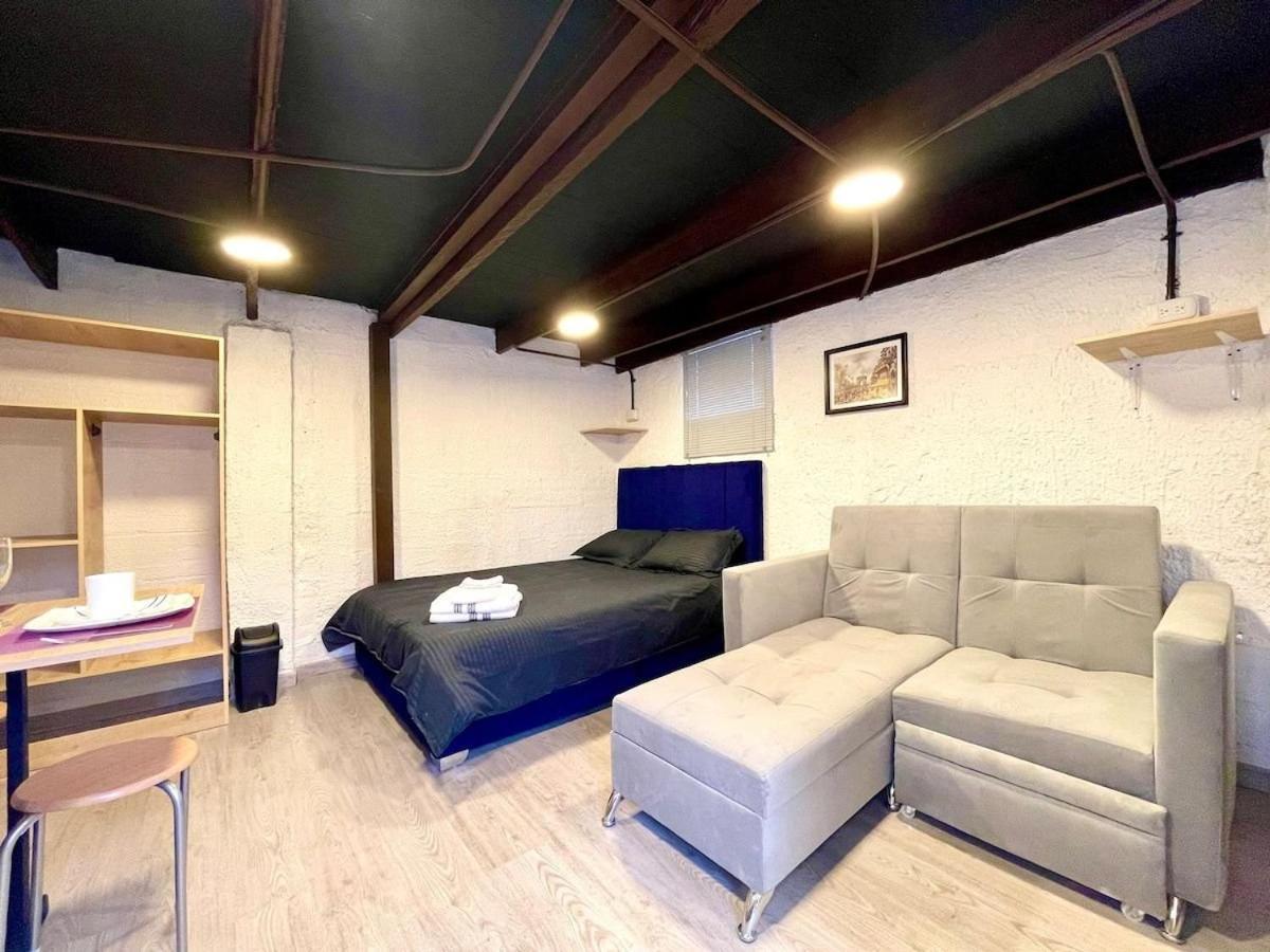 Super Apartamento Central En Casa Colonial Bogotá Exteriör bild